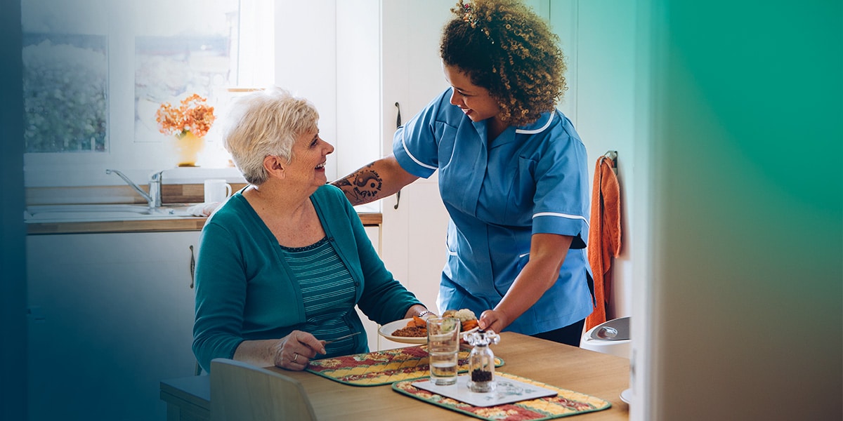 Veja 5 sinais de que seu familiar pode se beneficiar do atendimento profissional em casa