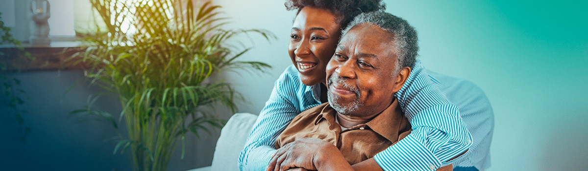 filha abraçando pai